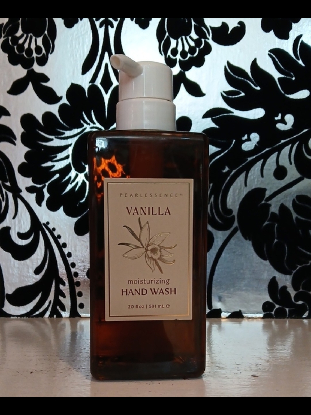 Pearlessence+ Vanilla Moisturizing Hand Wash — Amber Bottle